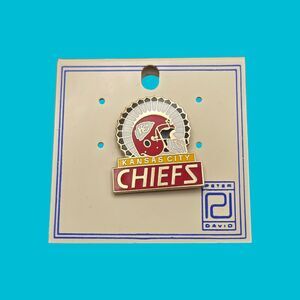 Rare 1993 Kansas City Chiefs Helmet Head Dress Football Pin on Peter David Back